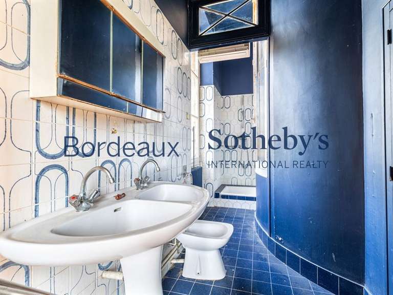 House Bordeaux - 5 bedrooms - 210m²