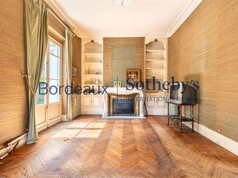 House Bordeaux - 5 bedrooms - 244m²