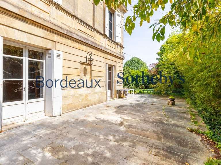House Bordeaux - 5 bedrooms - 244m²