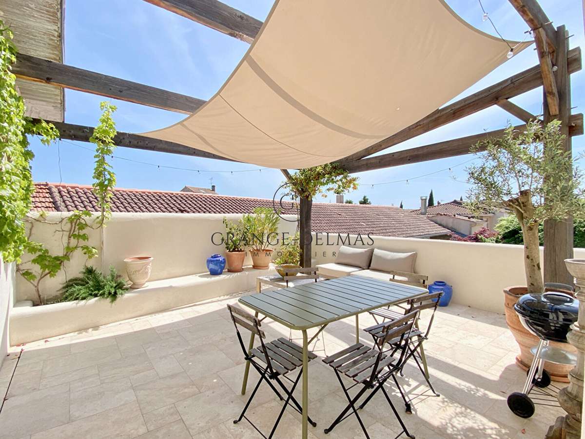 House Bordeaux