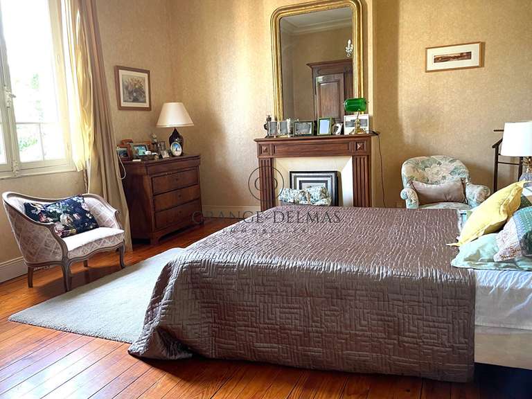 Maison Bordeaux - 7 chambres - 207m²