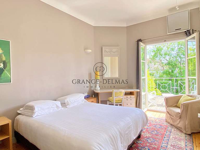 House Bordeaux - 5 bedrooms - 352m²