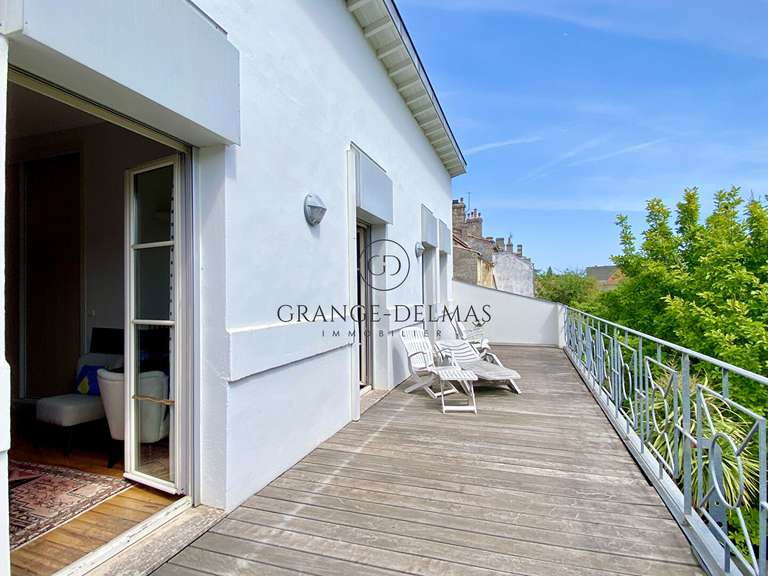 House Bordeaux - 5 bedrooms - 352m²