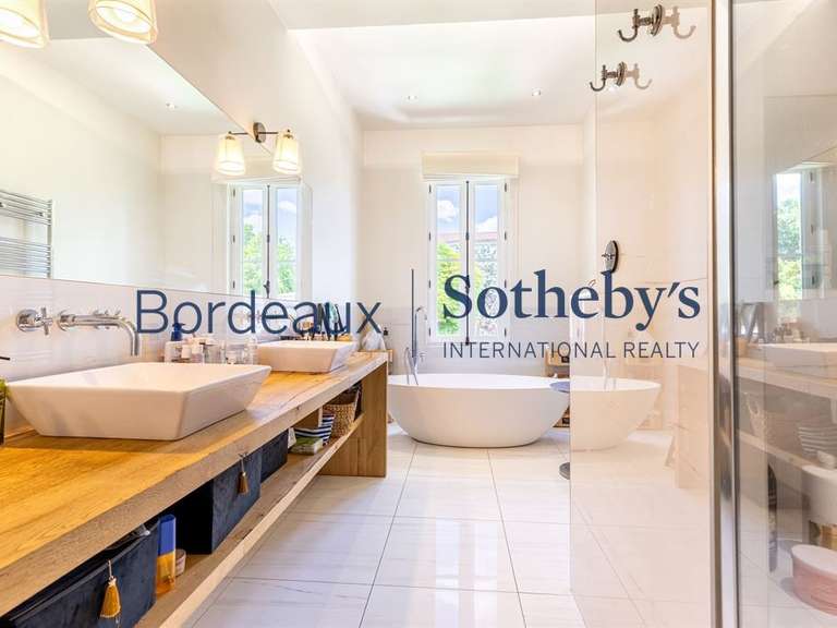 Maison Bordeaux - 5 chambres - 220m²