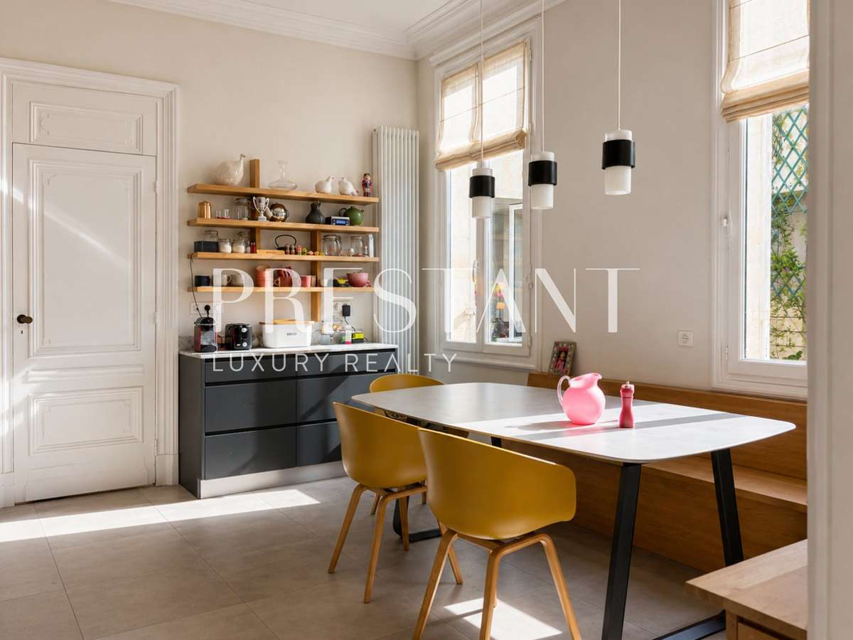 House Bordeaux