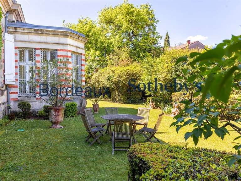 Maison Bordeaux - 9 chambres - 690m²