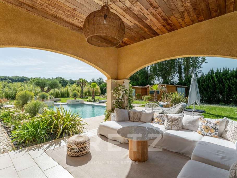 House Bordeaux