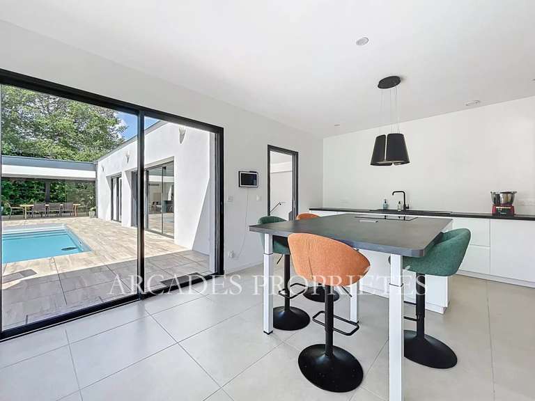 Maison Bordeaux - 6 chambres - 1400m²