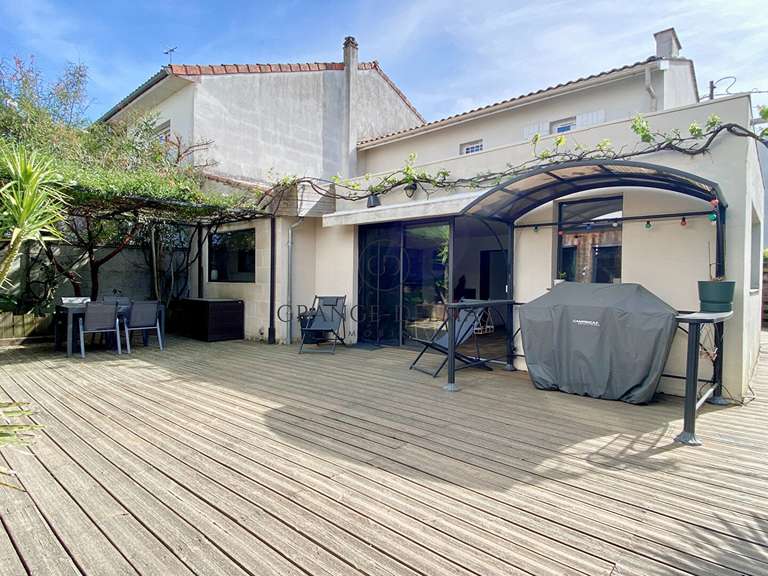 Maison Bordeaux - 5 chambres - 133m²