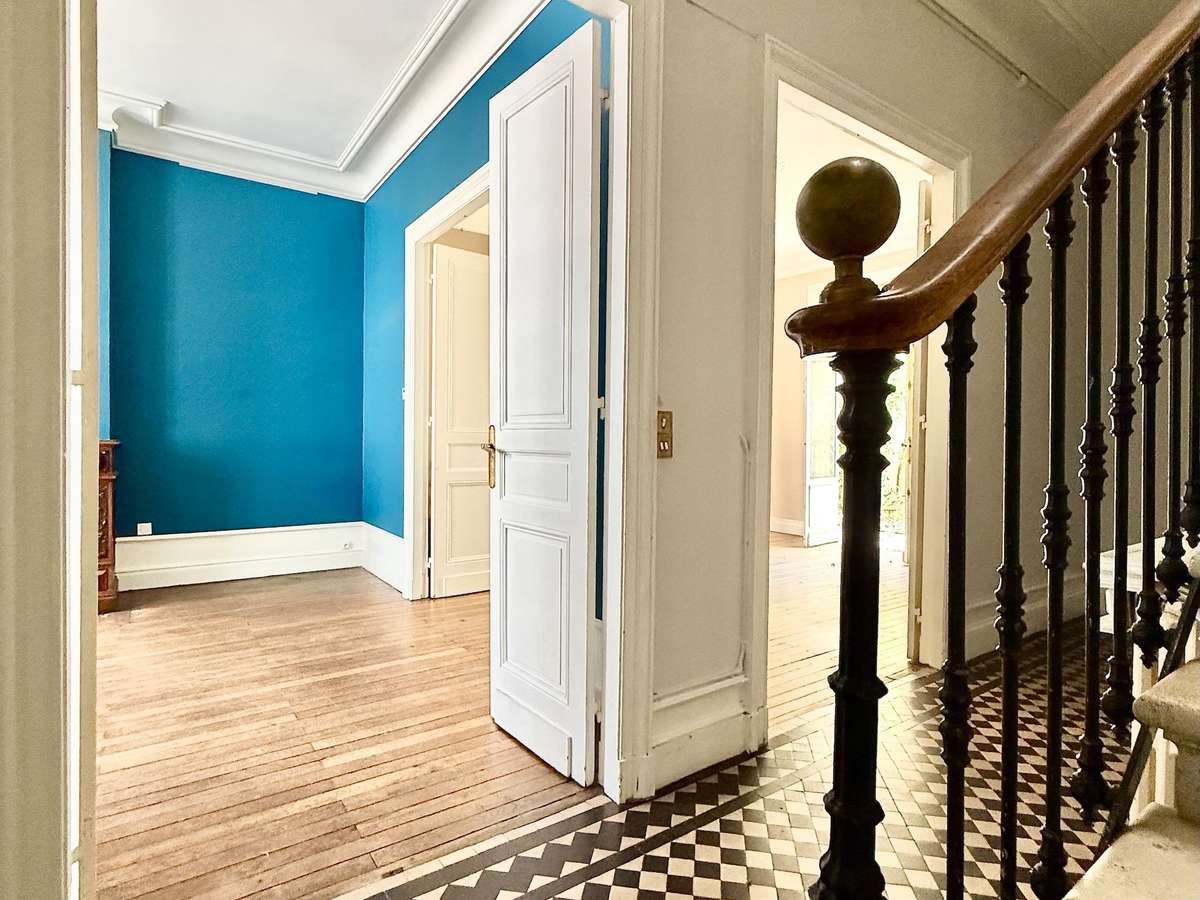 House Bordeaux