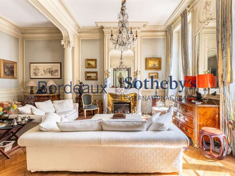 Maison Bordeaux - 6 chambres - 330m²