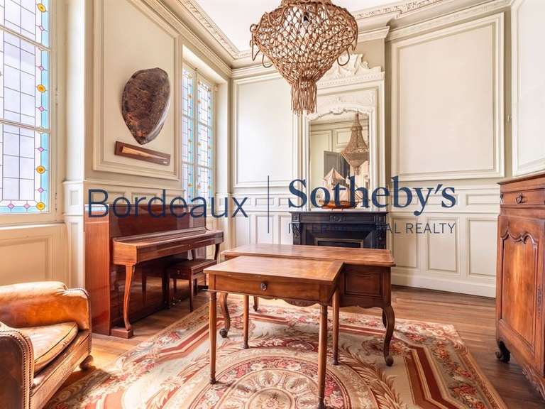 Maison Bordeaux - 6 chambres - 330m²