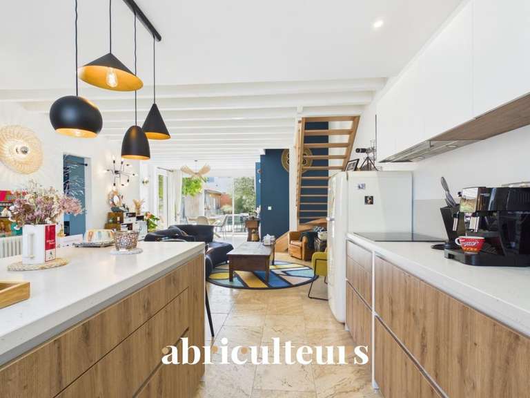 Maison Bordeaux - 4 chambres - 180m²