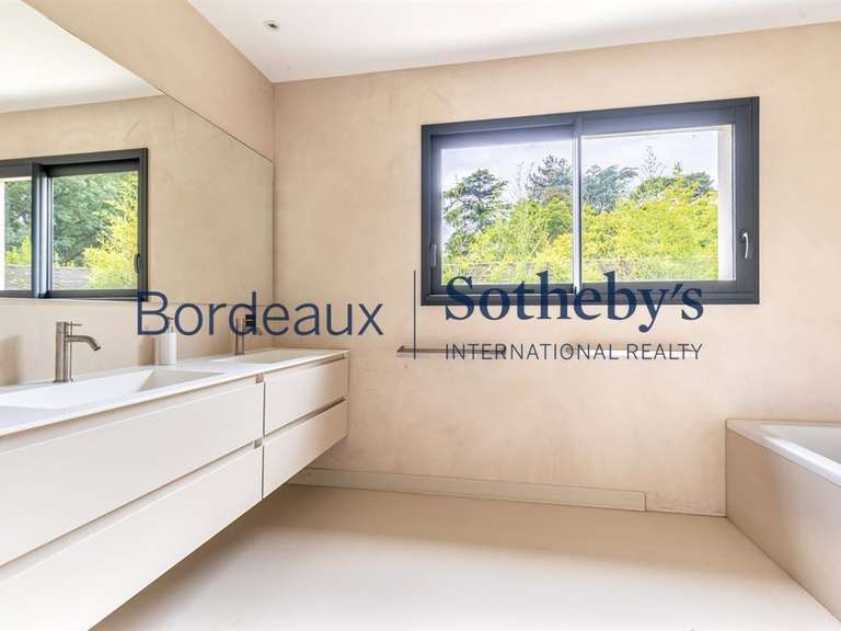 Maison Bordeaux - 4 chambres - 220m²