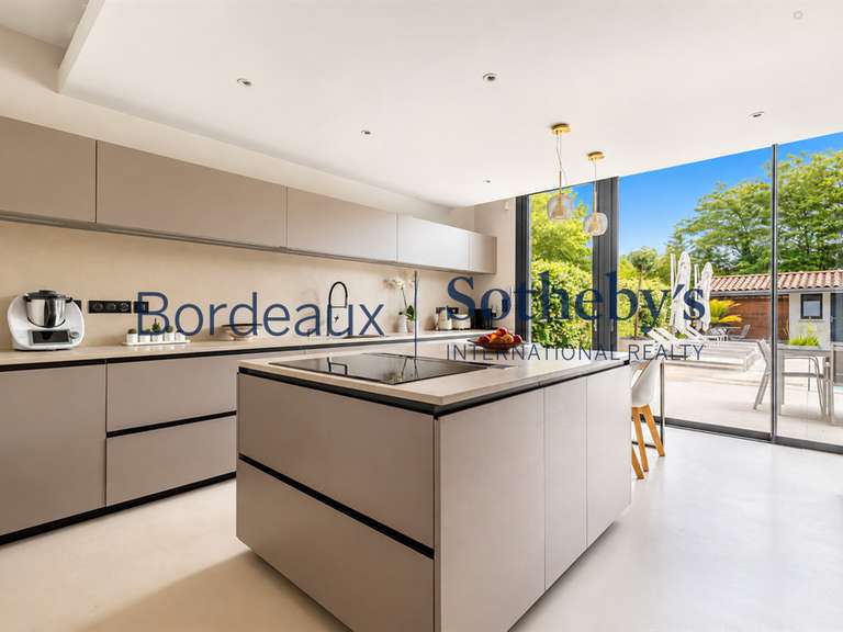 Maison Bordeaux - 4 chambres - 220m²