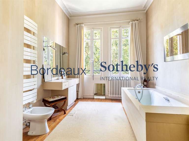 Maison Bordeaux - 5 chambres - 220m²