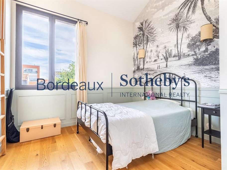 House Bordeaux