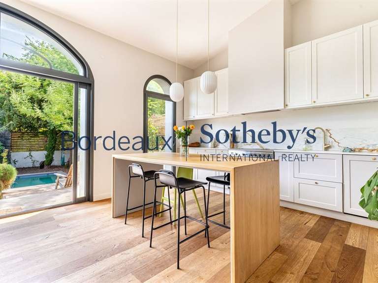 Maison Bordeaux - 4 chambres - 151m²