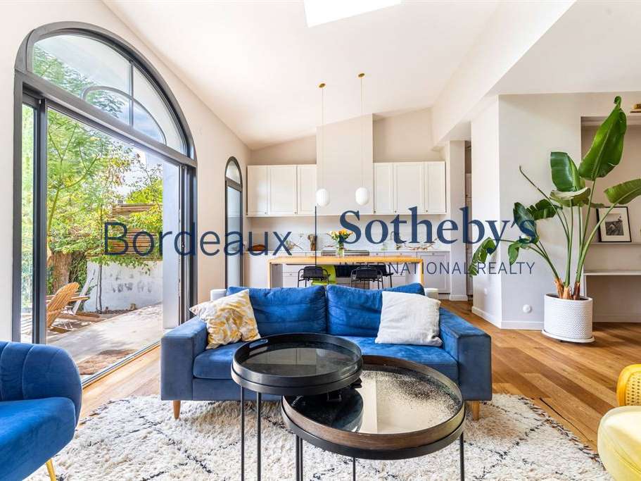 House Bordeaux