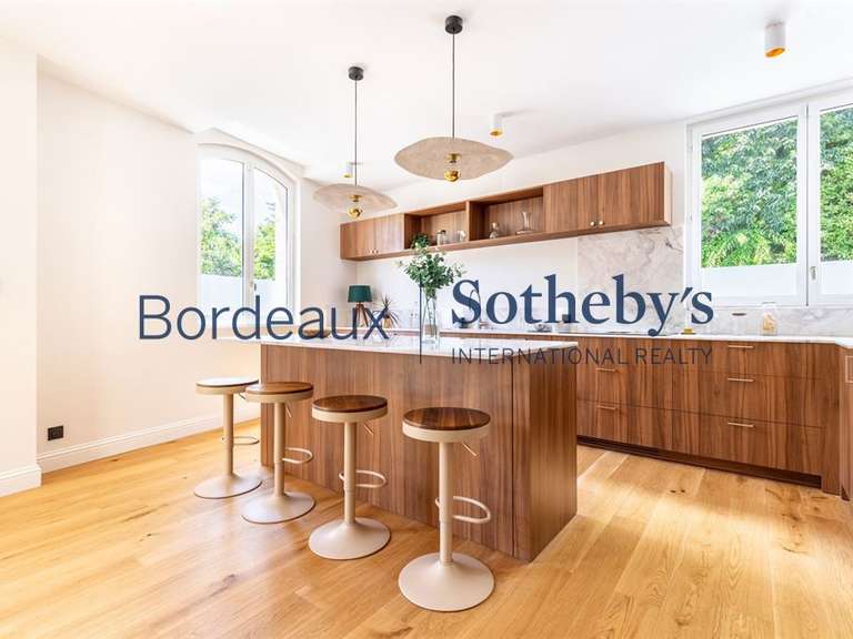 Maison Bordeaux - 4 chambres - 211m²