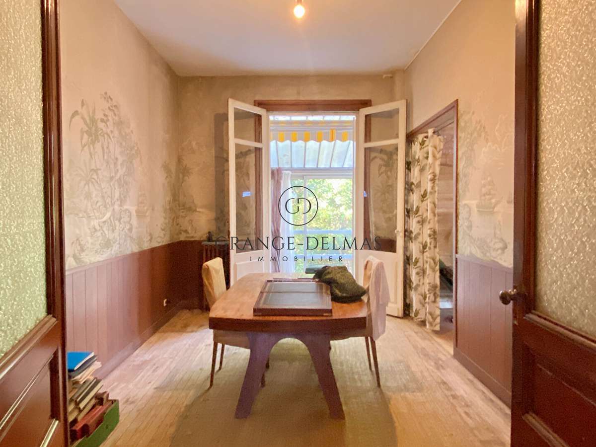 House Bordeaux
