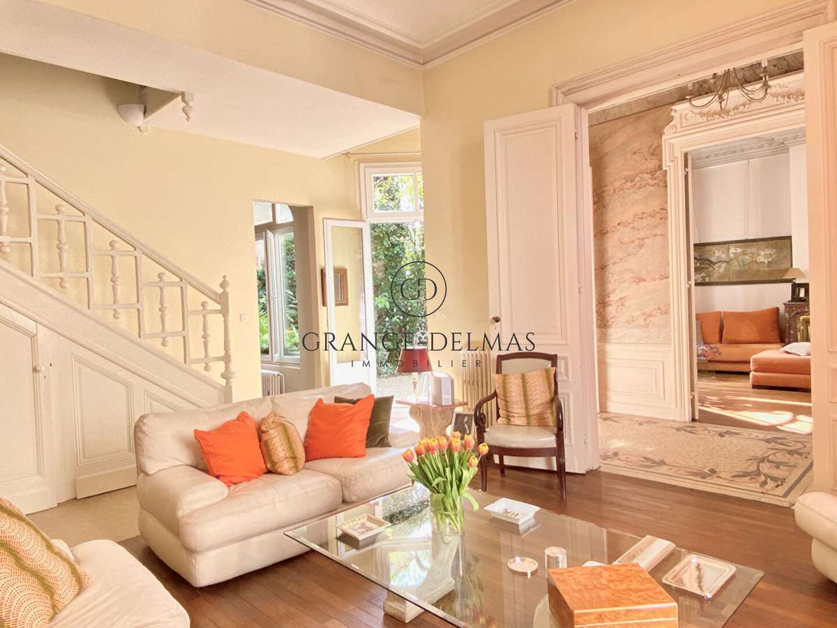 House Bordeaux