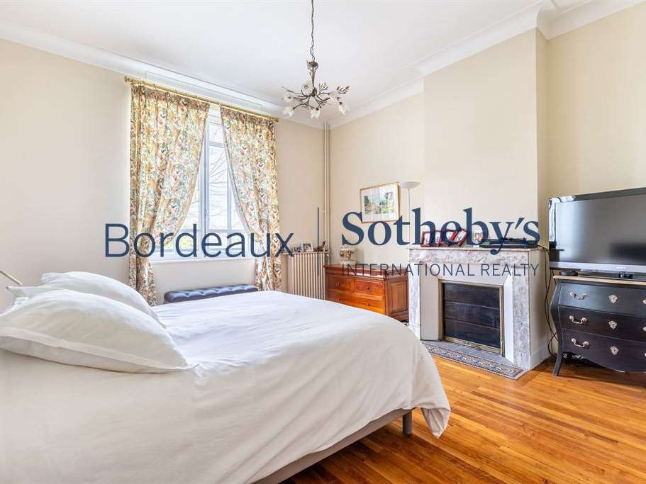House Bordeaux