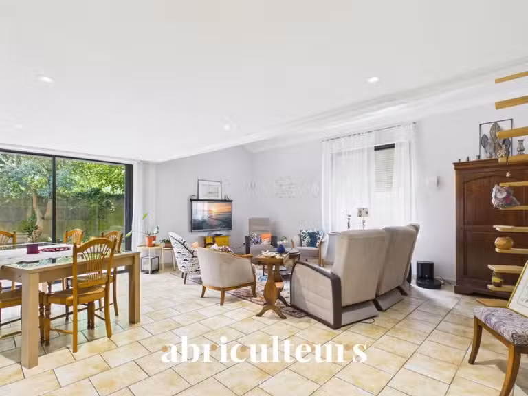 Maison Bordeaux - 3 chambres - 185m²