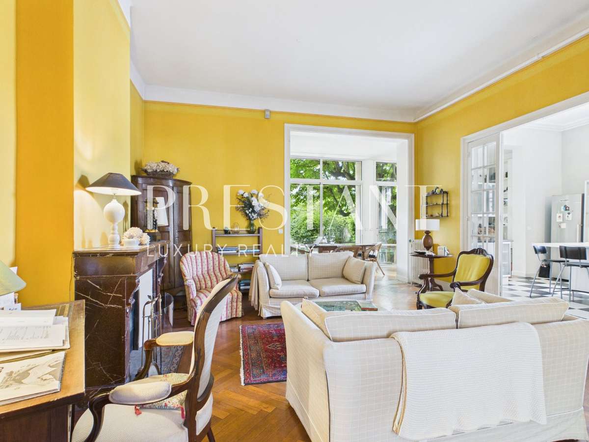 House Bordeaux