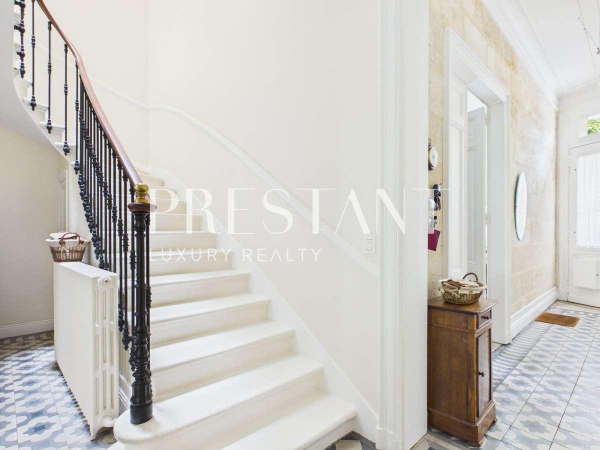 House Bordeaux