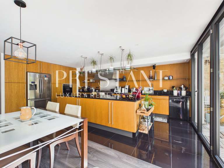 House Bordeaux - 4 bedrooms - 272m²