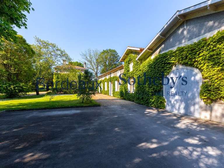 Propriété Bordeaux - 5 chambres - 800m²