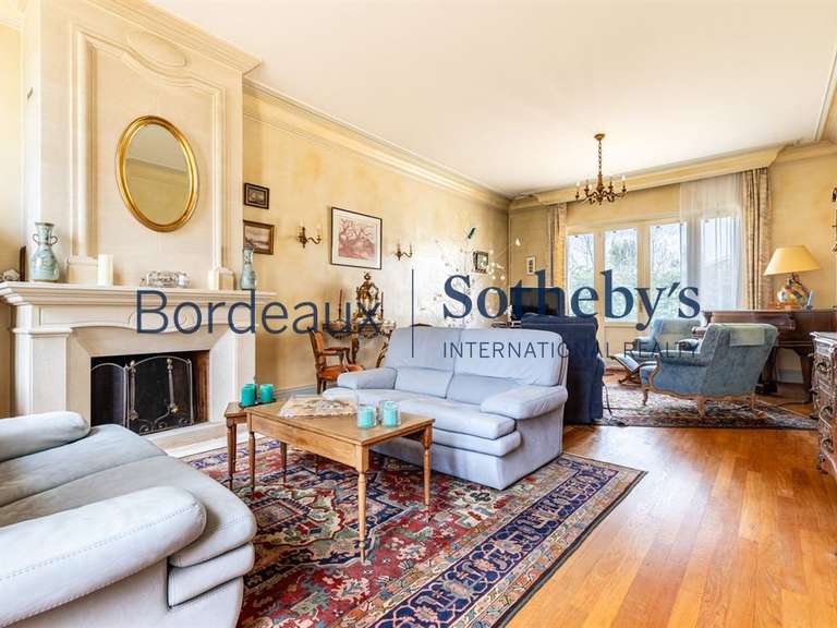 Propriété Bordeaux - 5 chambres - 800m²