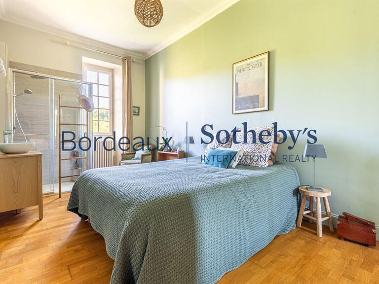 Propriété Bordeaux - 12 chambres - 500m²