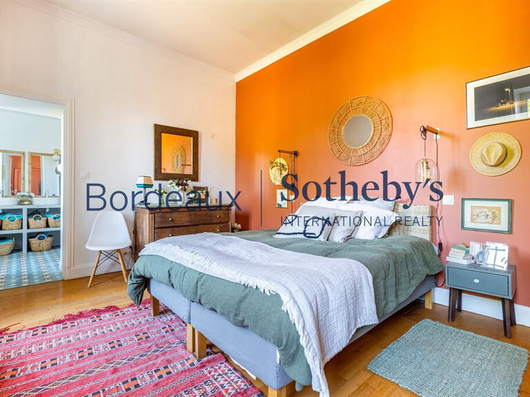 Propriété Bordeaux - 12 chambres - 500m²