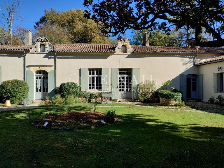 Propriété Bordeaux - 14 chambres - 600m²