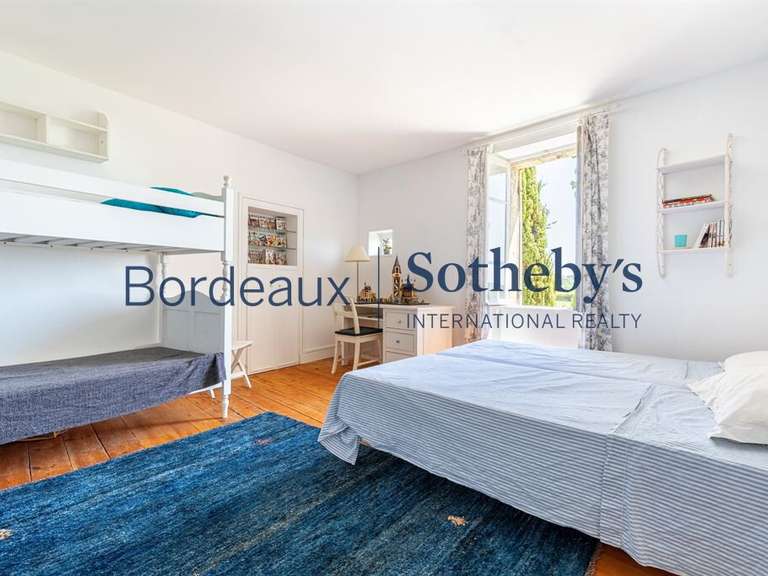 Property Bordeaux - 6 bedrooms - 400m²