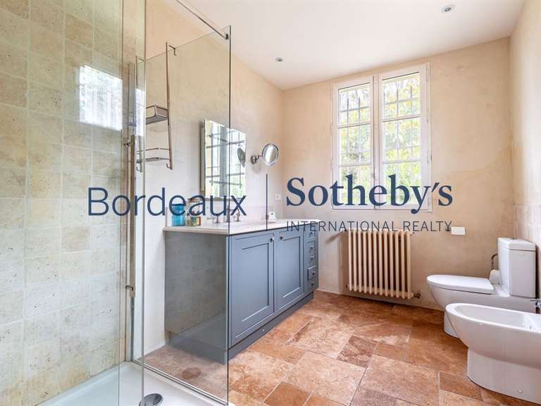 Property Bordeaux - 8 bedrooms - 600m²