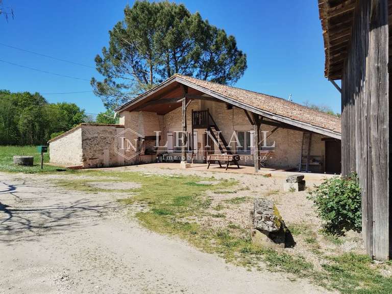 Propriété Bordeaux - 10 chambres - 720m²