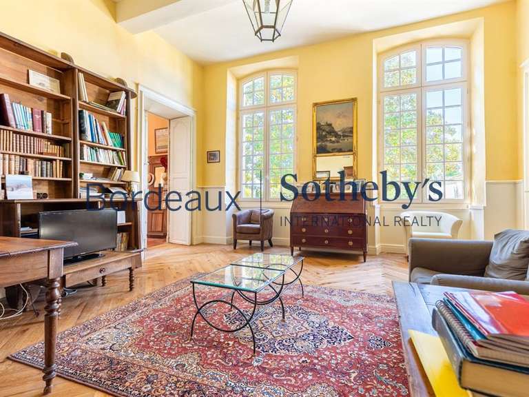 Propriété Bordeaux - 9 chambres - 580m²