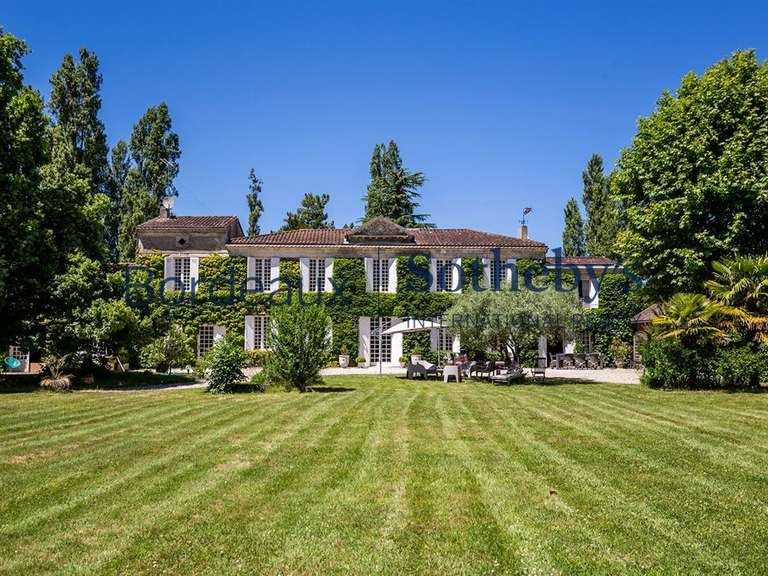 Propriété Bordeaux - 9 chambres - 400m²