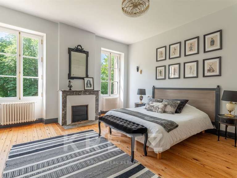Propriété Bordeaux - 6 chambres - 804m²