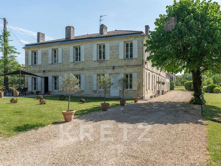 Propriété Bordeaux - 6 chambres - 804m²