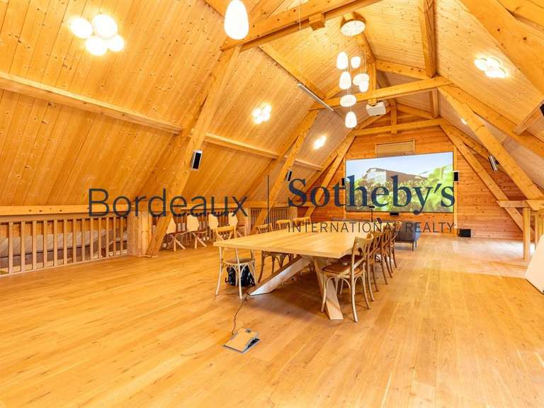 Propriété Bordeaux - 4 chambres - 200m²