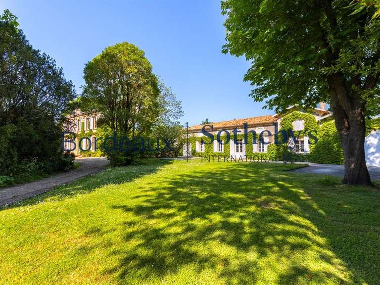 Propriété Bordeaux - 5 chambres - 800m²