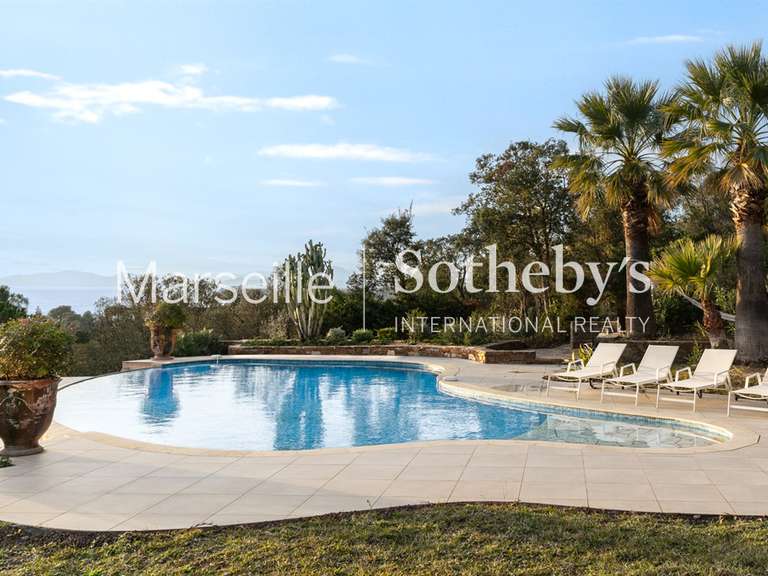 Maison avec Vue sur mer Bormes-les-Mimosas - 6 chambres - 350m²