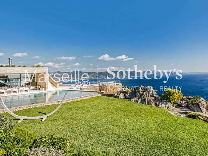 Maison avec Vue sur mer Bormes-les-Mimosas - 9 chambres - 1000m²