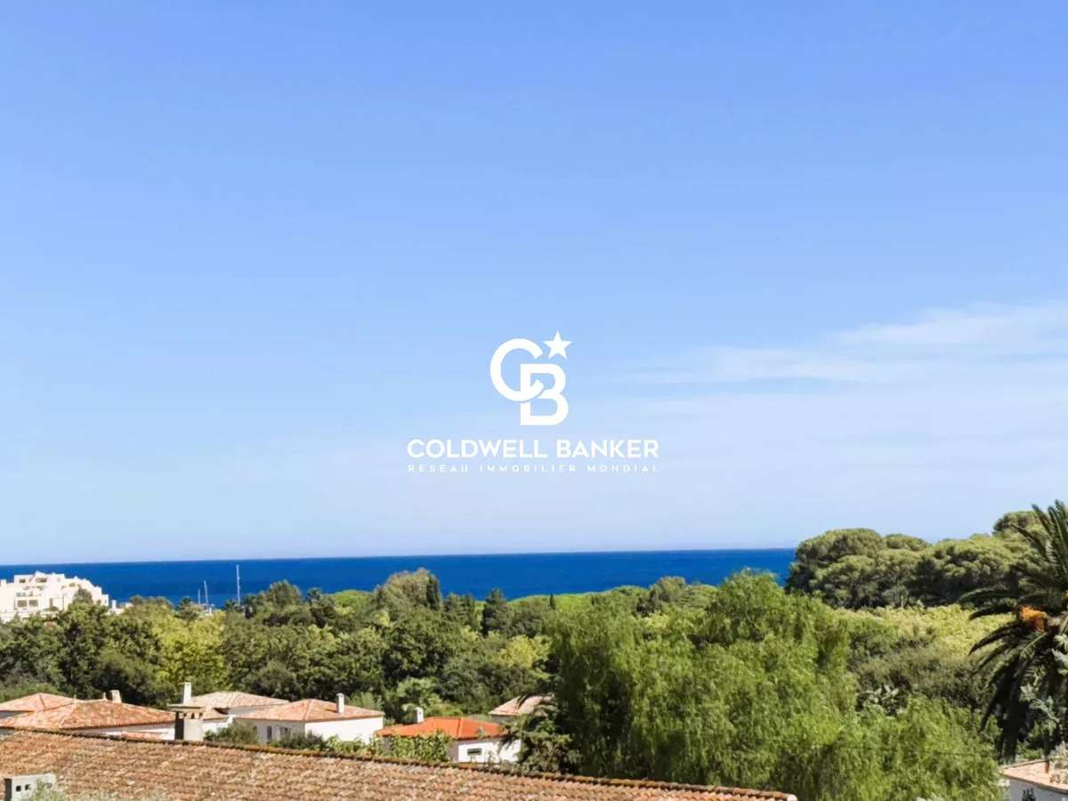 House Bormes-les-Mimosas