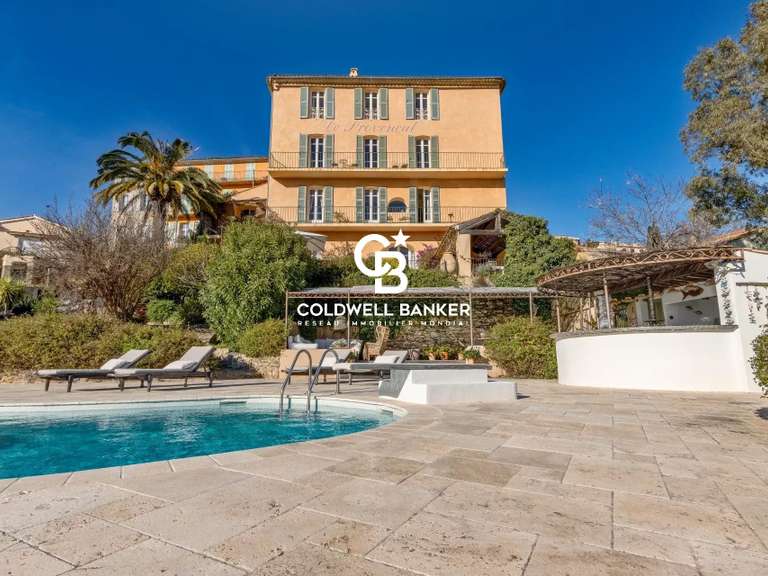 Maison Bormes-les-Mimosas - 8 chambres - 538m²