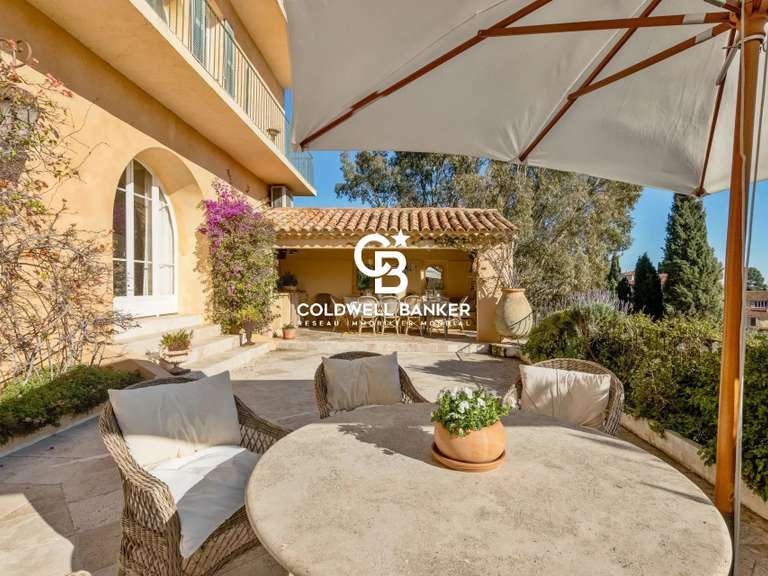 Maison Bormes-les-Mimosas - 8 chambres - 538m²